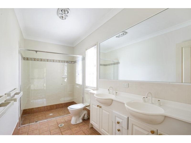 2 Torres Court, Burleigh Waters QLD 4220