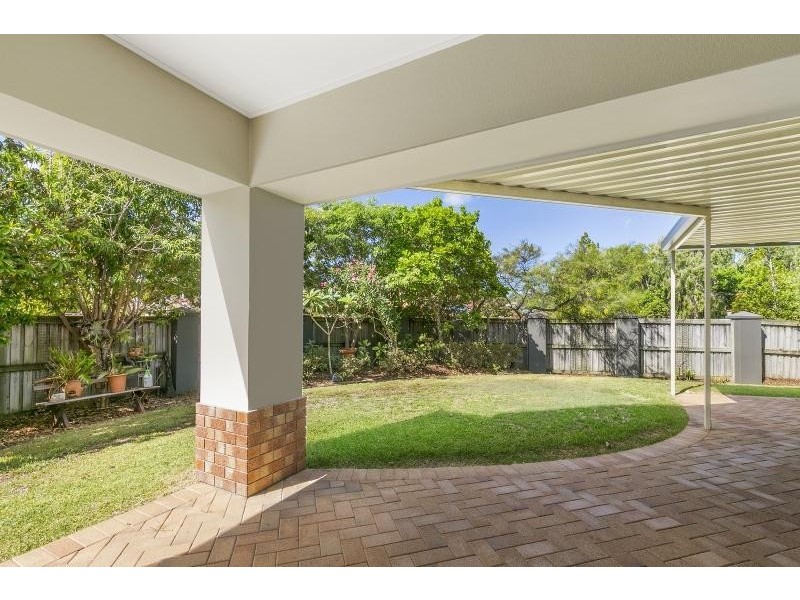 2 Torres Court, Burleigh Waters QLD 4220