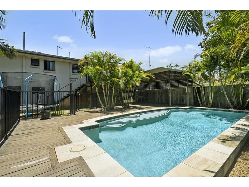 6 Amboina Avenue, Palm Beach QLD 4221