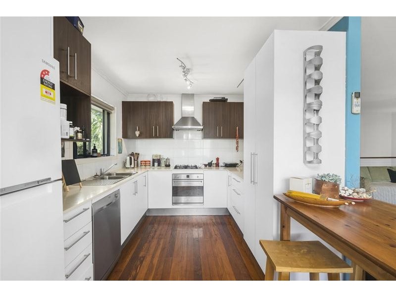 6 Amboina Avenue, Palm Beach QLD 4221