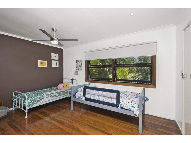 6 Amboina Avenue, Palm Beach QLD 4221