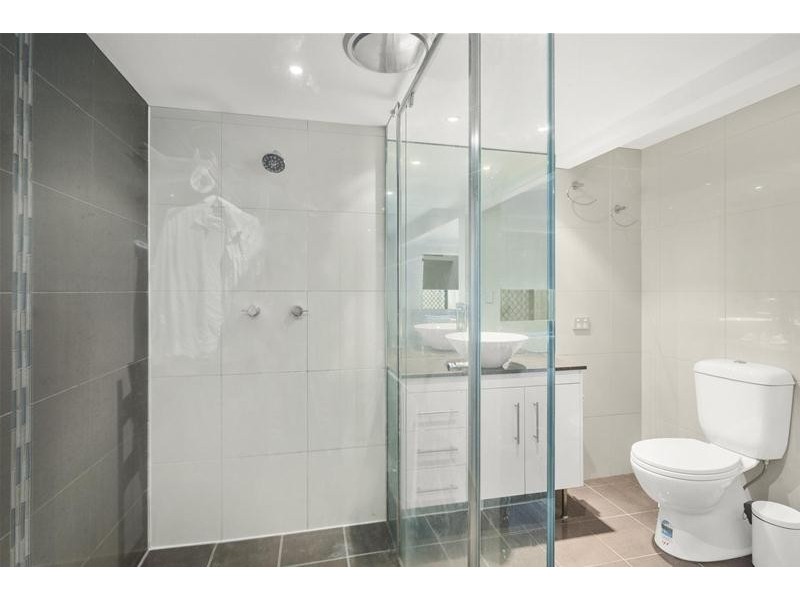 6 Amboina Avenue, Palm Beach QLD 4221