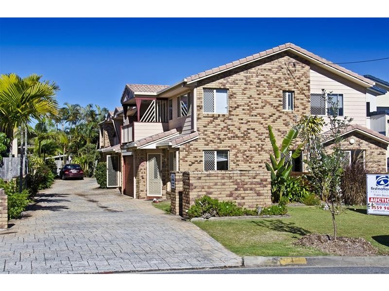 3/4 Twenty Sixth Avenue, Palm Beach QLD 4221