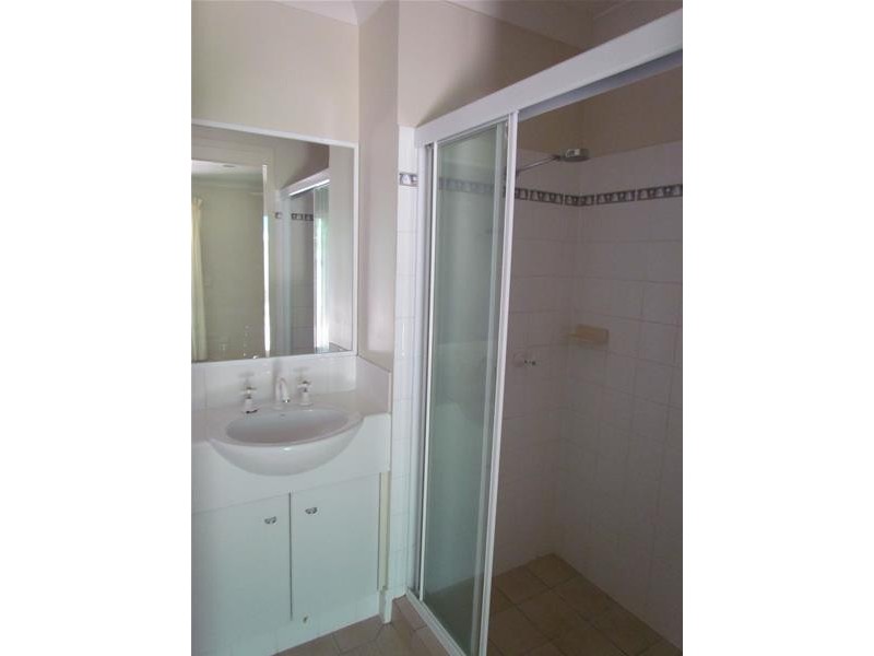 32A Tuggerah Close, Robina QLD 4226