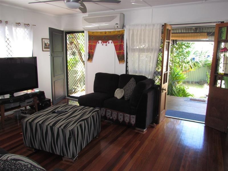 1/27 Fifth Avenue, Palm Beach QLD 4221