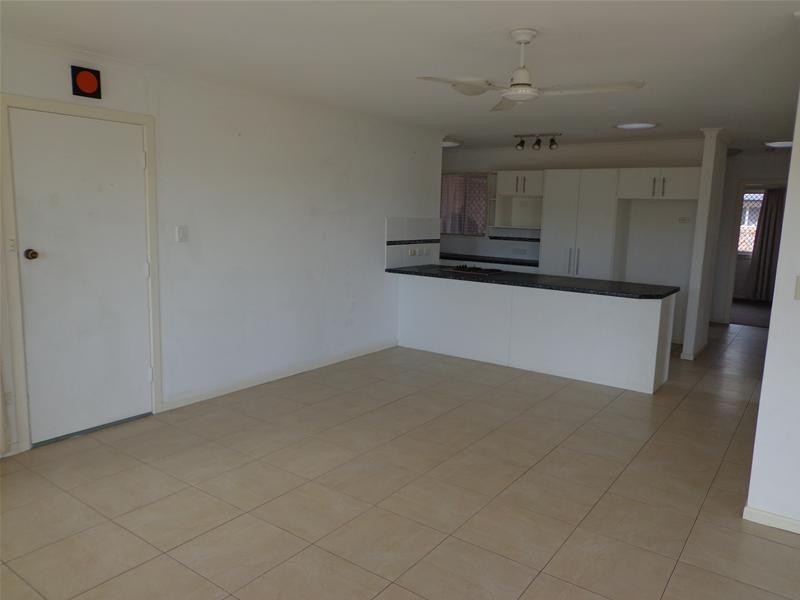 6/2 Twenty Sixth Avenue, Palm Beach QLD 4221