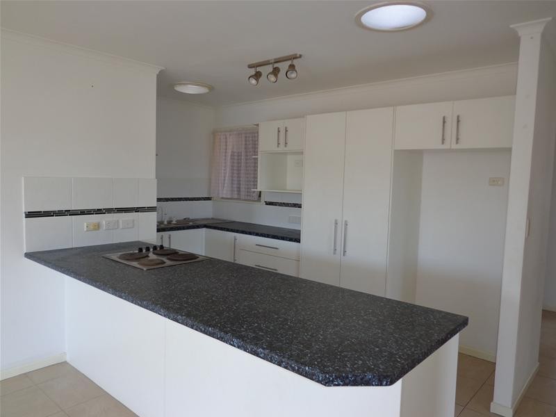 6/2 Twenty Sixth Avenue, Palm Beach QLD 4221