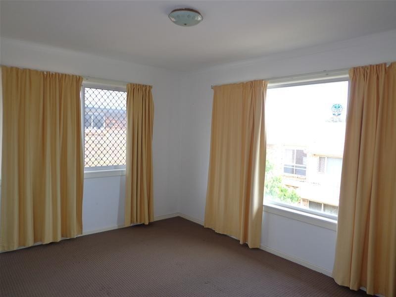 6/2 Twenty Sixth Avenue, Palm Beach QLD 4221