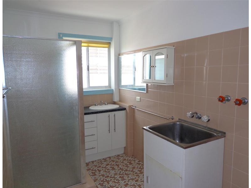 6/2 Twenty Sixth Avenue, Palm Beach QLD 4221