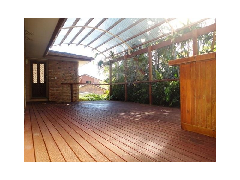 3 Exmouth Court, Elanora QLD 4221