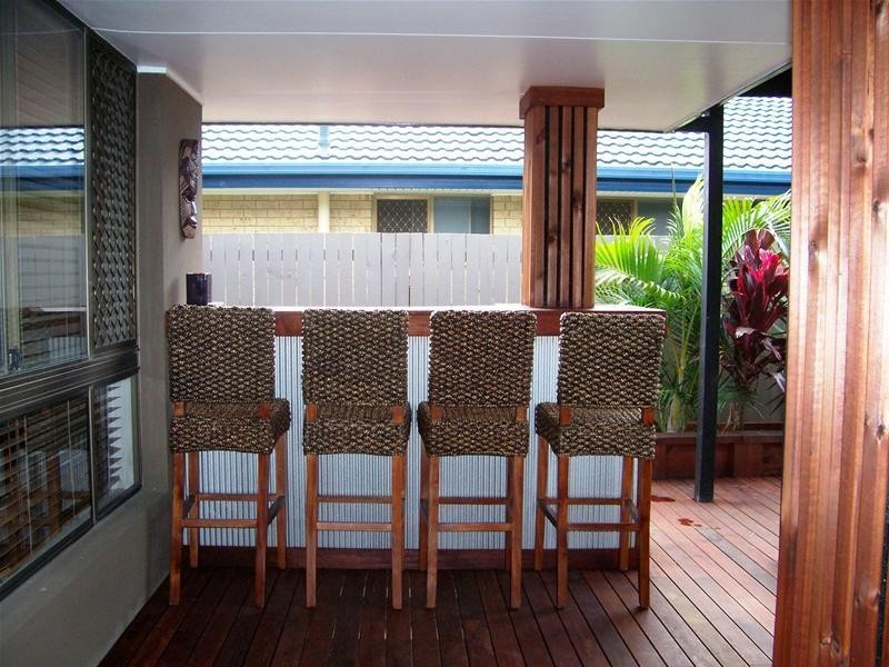 4 Rattan Court, Elanora QLD 4221