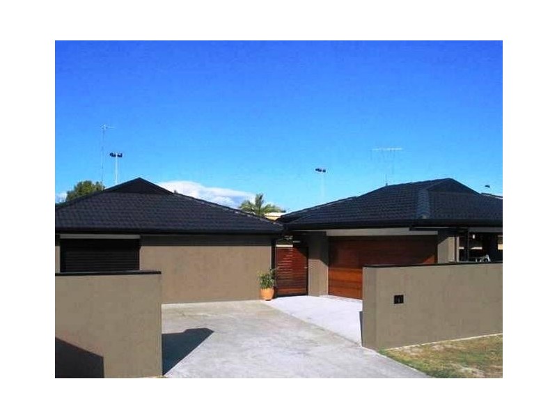 4 Rattan Court, Elanora QLD 4221