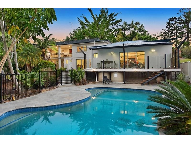 93 Tierney Drive, Currumbin Waters QLD 4223