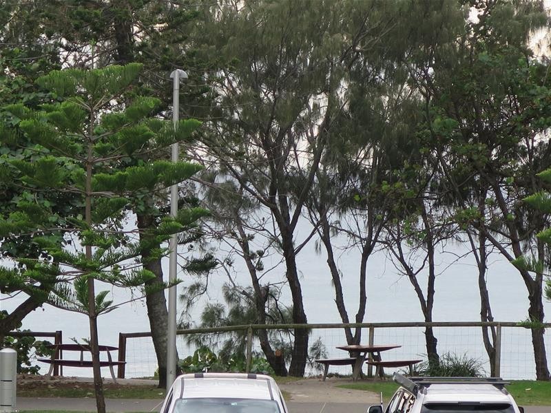 4/68 The Esplanade, Burleigh Heads QLD 4220