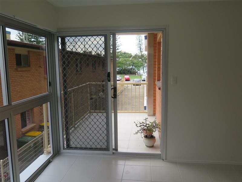 4/68 The Esplanade, Burleigh Heads QLD 4220