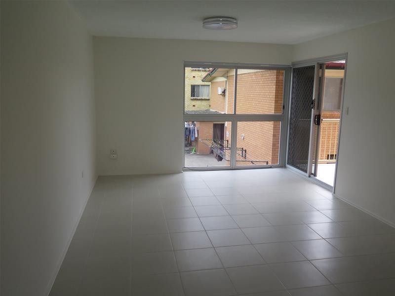 4/68 The Esplanade, Burleigh Heads QLD 4220