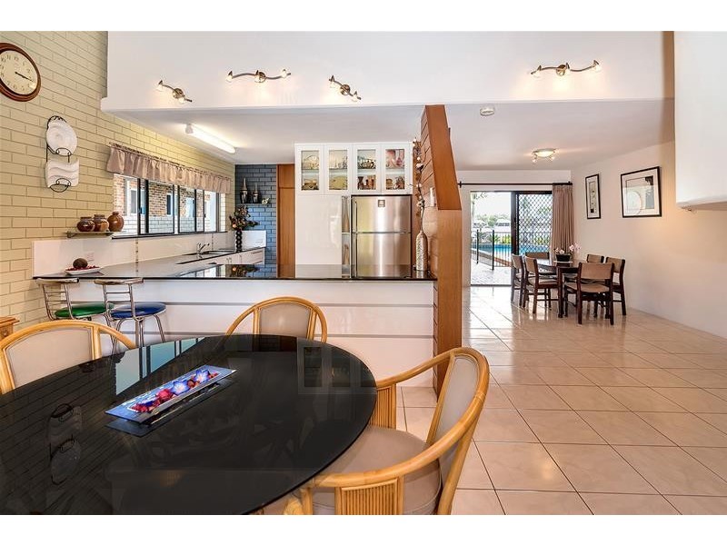 202 Tahiti Avenue, Palm Beach QLD 4221