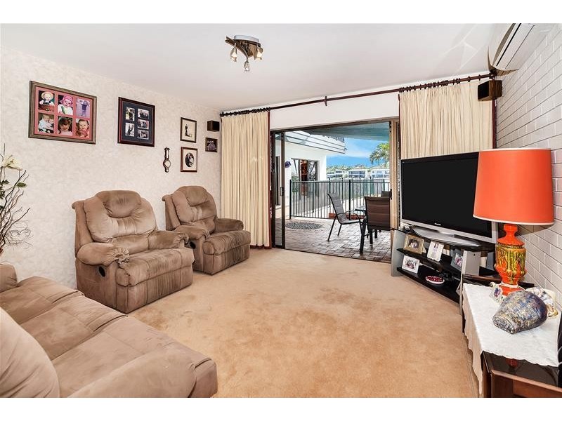 202 Tahiti Avenue, Palm Beach QLD 4221