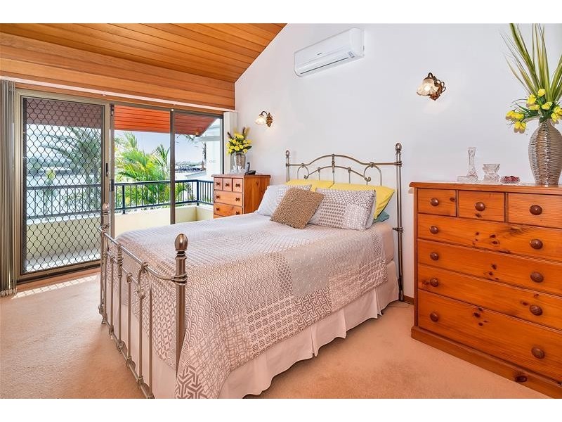 202 Tahiti Avenue, Palm Beach QLD 4221