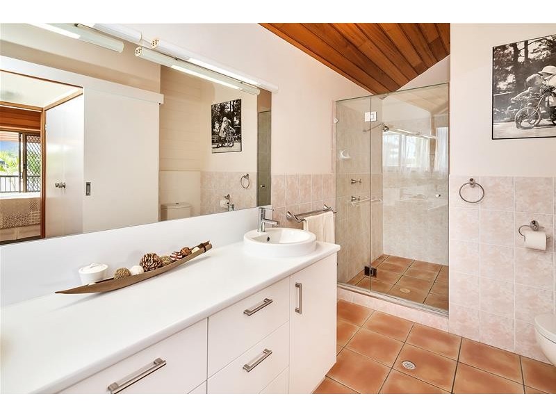 202 Tahiti Avenue, Palm Beach QLD 4221