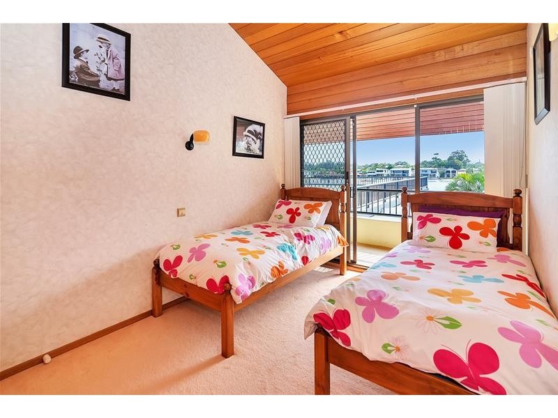 202 Tahiti Avenue, Palm Beach QLD 4221