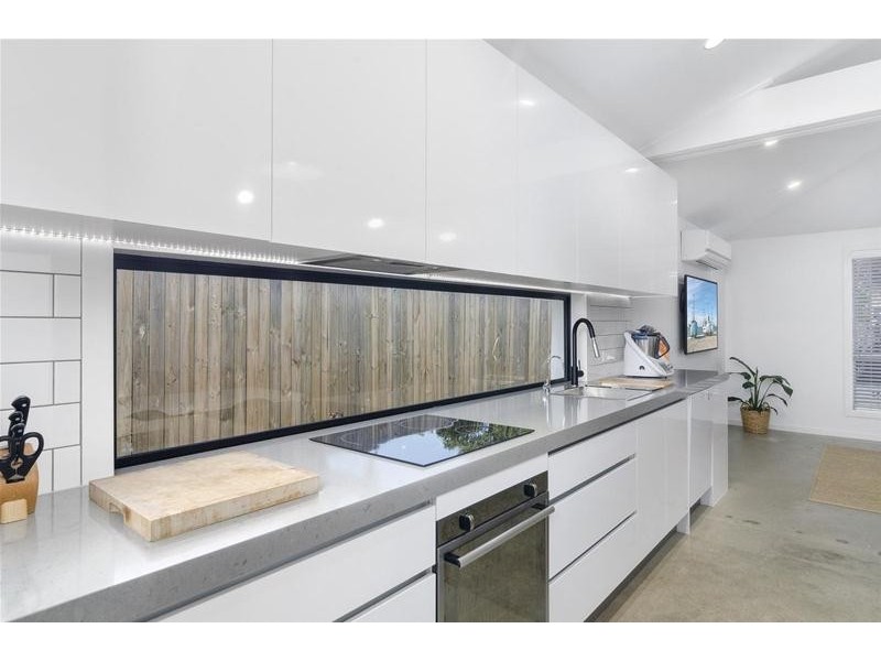 335 Adina Avenue, Bilinga QLD 4225