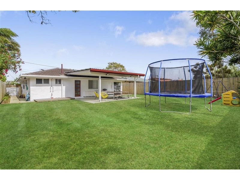 335 Adina Avenue, Bilinga QLD 4225