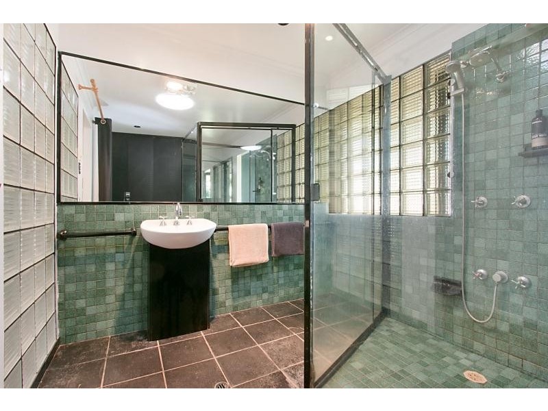 24 Riverside Drive, Currumbin Waters QLD 4223