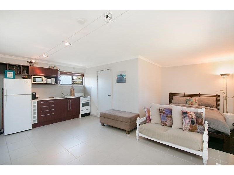 24 Riverside Drive, Currumbin Waters QLD 4223