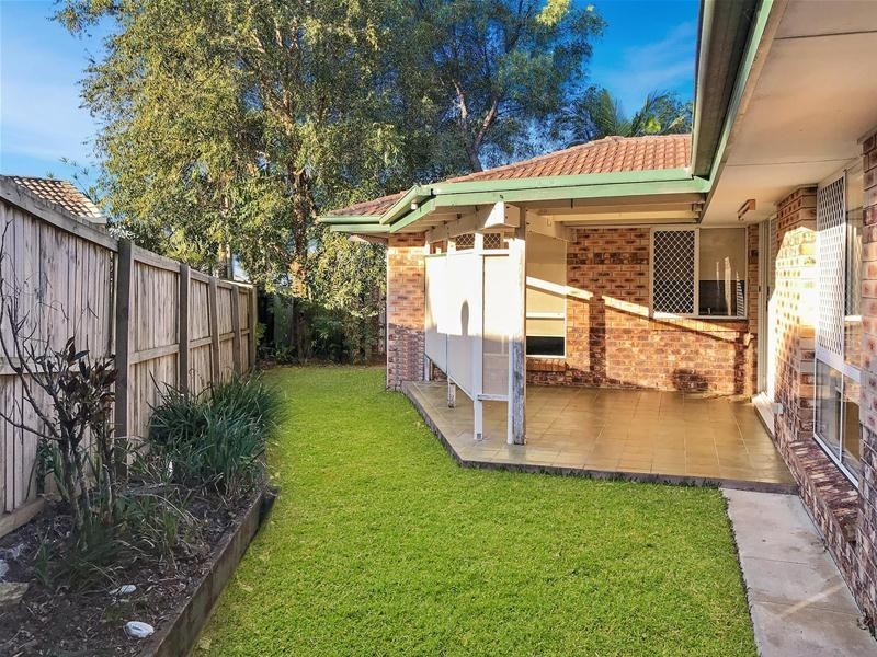25 Nollamara Drive, Elanora QLD 4221