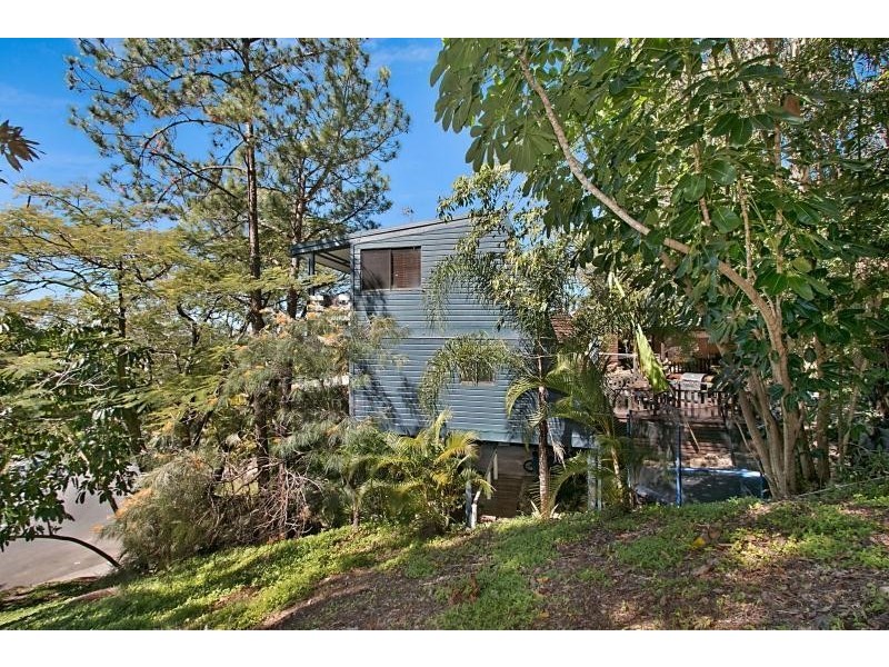 32 Heartwood Avenue, Elanora QLD 4221