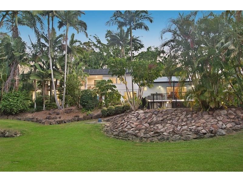 93 Tierney Drive, Currumbin Waters QLD 4223