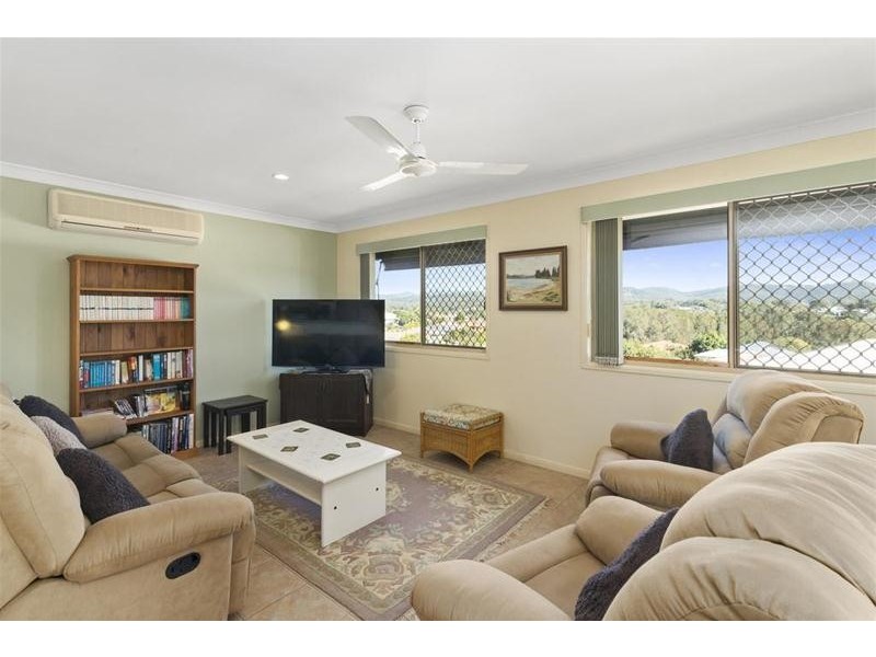 21 Hibertia Avenue, Elanora QLD 4221