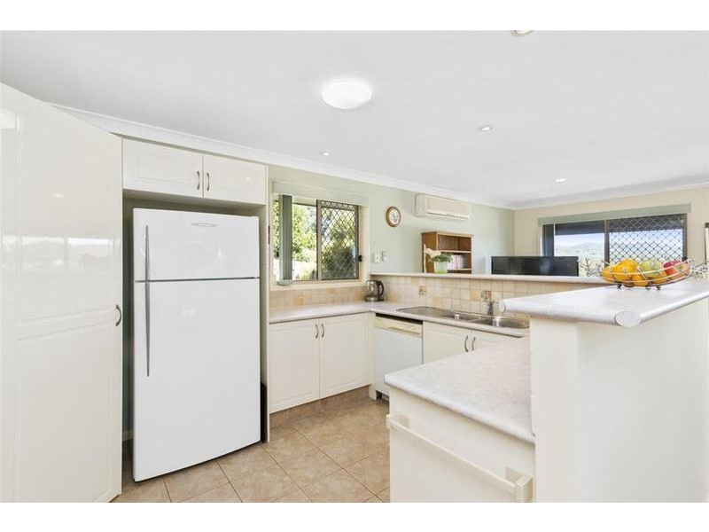 21 Hibertia Avenue, Elanora QLD 4221