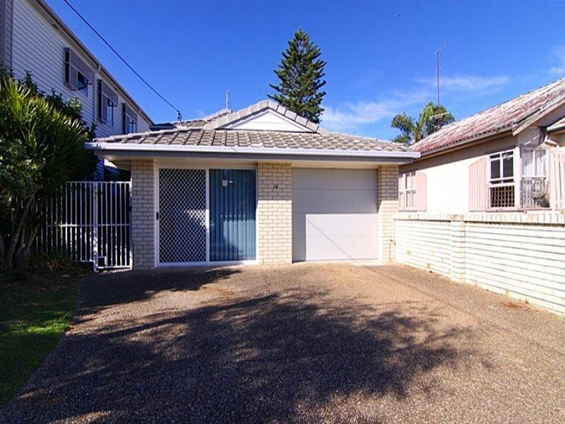 1/14 Twenty Third Avenue, Palm Beach QLD 4221