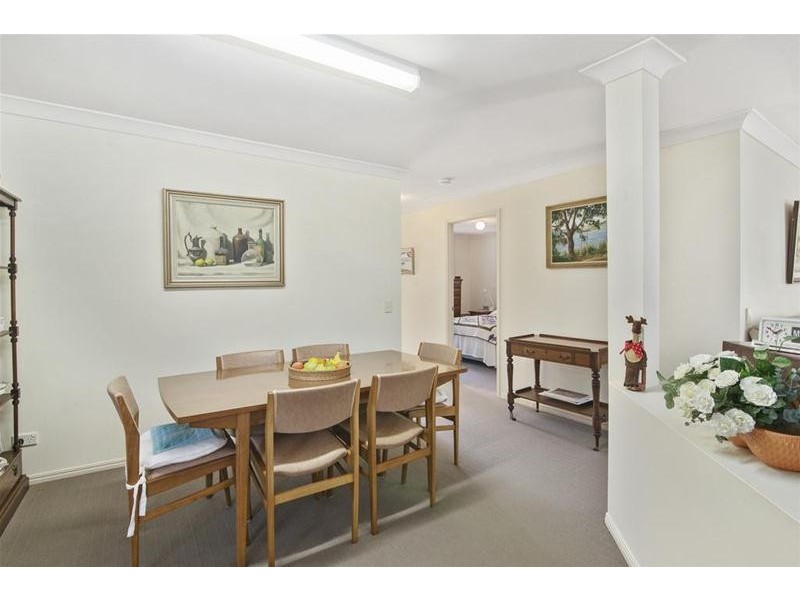 10 Typha Place, Elanora QLD 4221