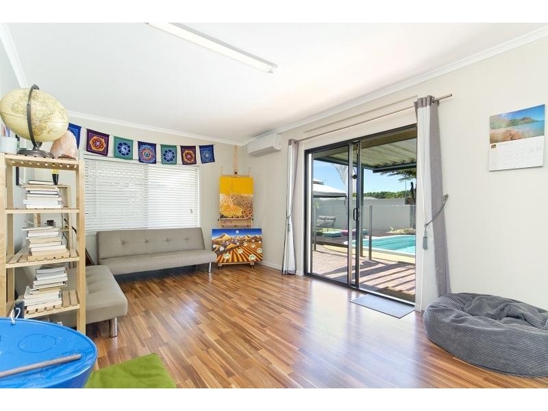 12 Sequoia Close, Elanora QLD 4221