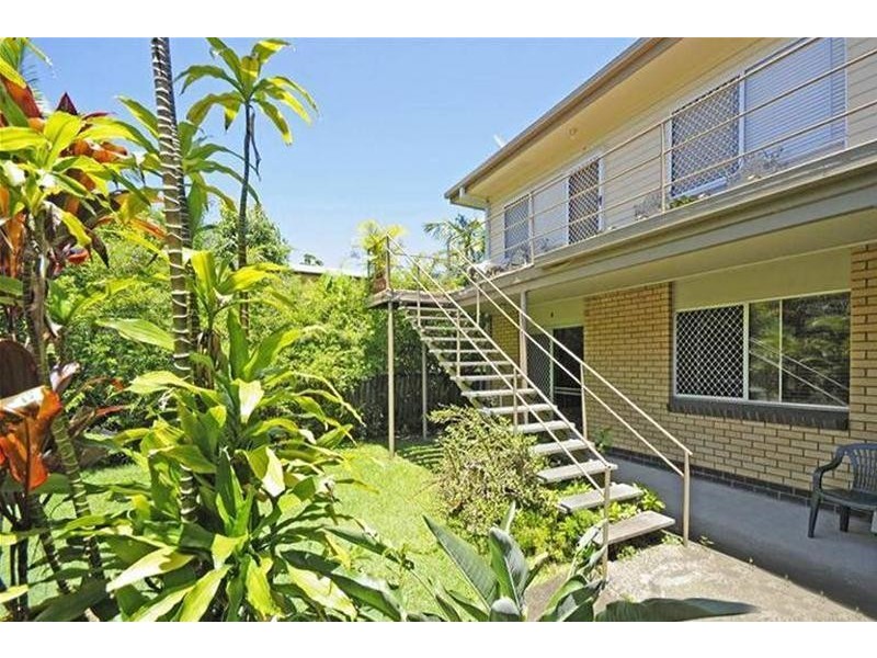 4/58 Sarawak Avenue, Palm Beach QLD 4221