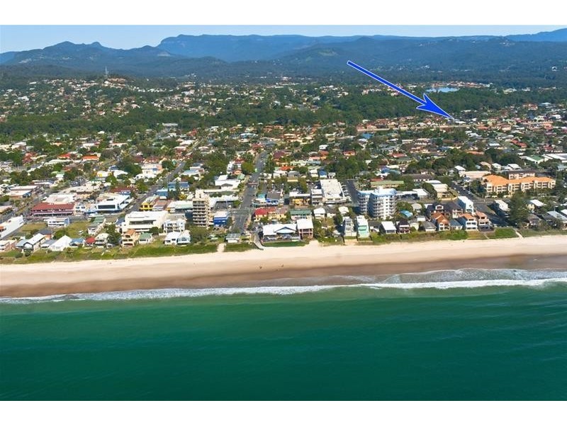 213 Mallawa Drive, Palm Beach QLD 4221