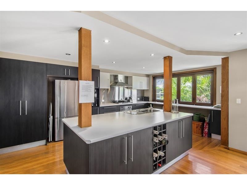 213 Mallawa Drive, Palm Beach QLD 4221
