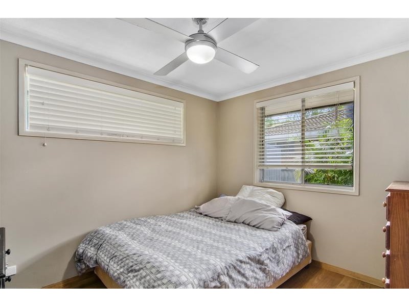 213 Mallawa Drive, Palm Beach QLD 4221
