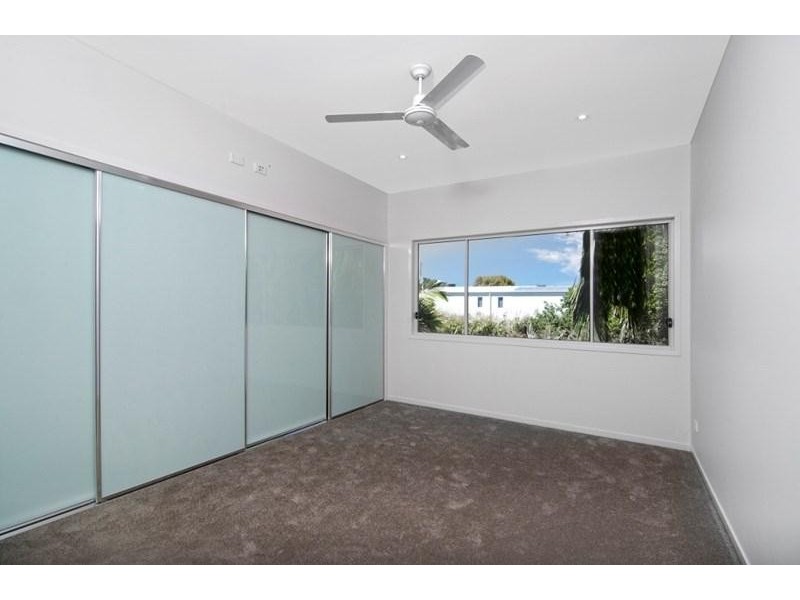 2/36 Palm Beach Avenue, Palm Beach QLD 4221