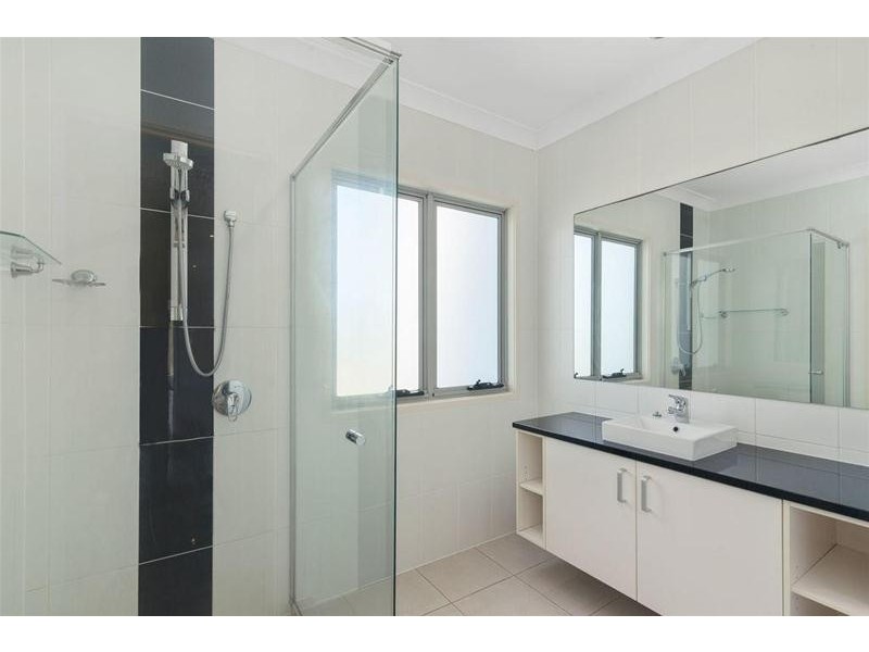 17 Walker Avenue, Palm Beach QLD 4221