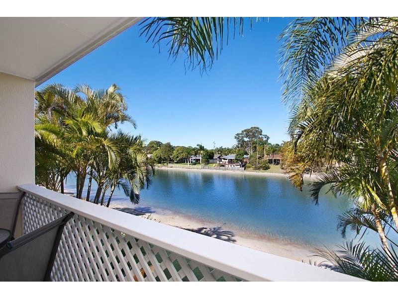 158/2 Coolgardie Street, Elanora QLD 4221