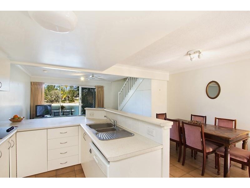 158/2 Coolgardie Street, Elanora QLD 4221