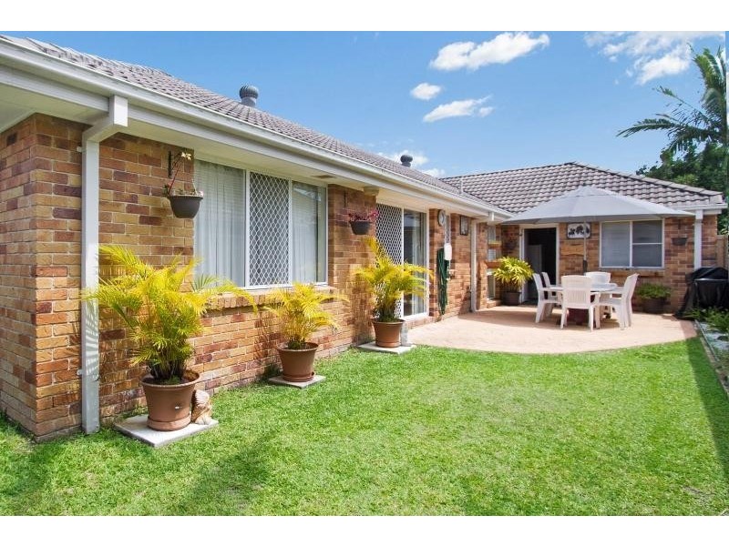 3 Waterdown Drive, Elanora QLD 4221