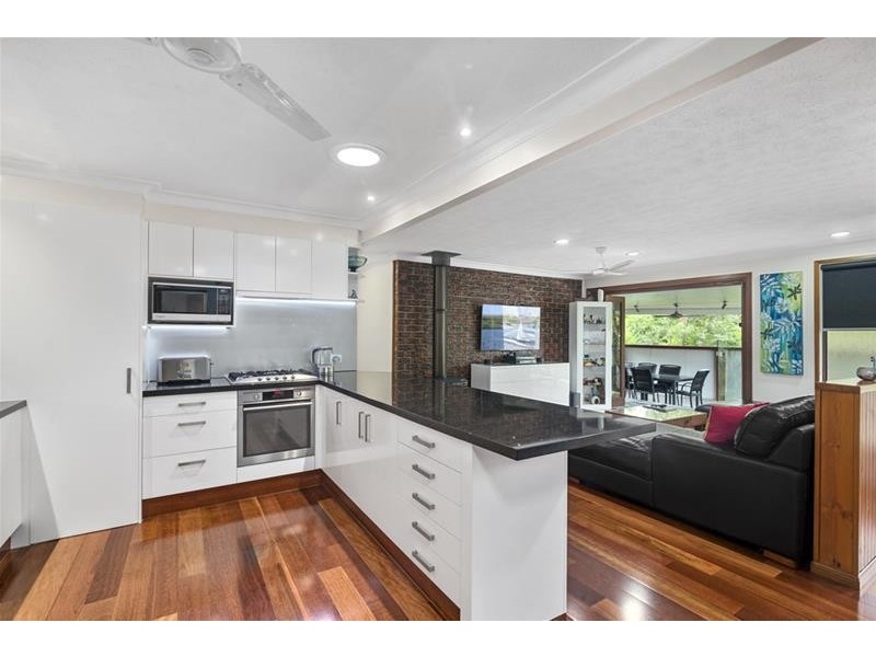 17 Coote Court, Currumbin Waters QLD 4223