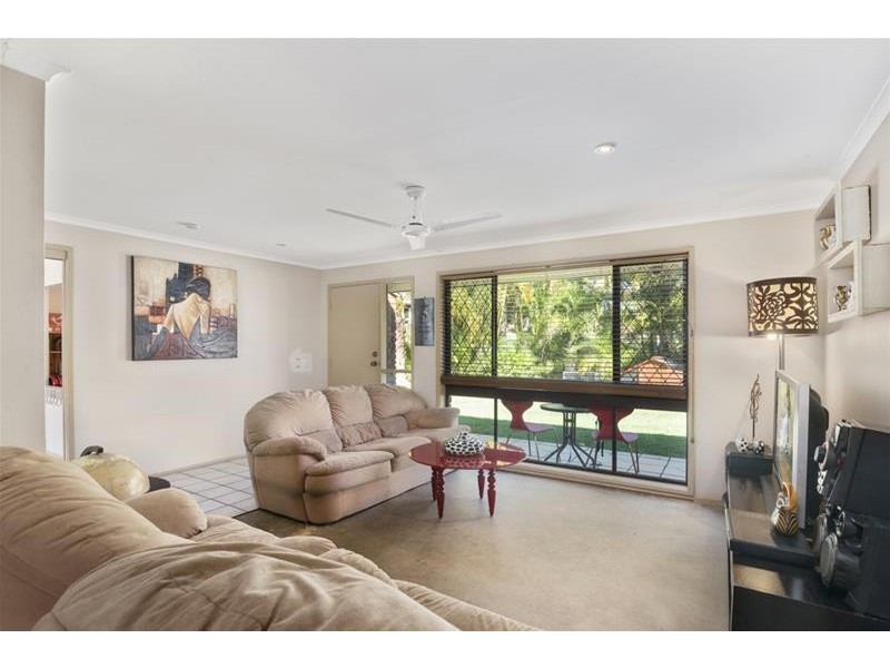 5 Glentrees Grove, Currumbin Waters QLD 4223