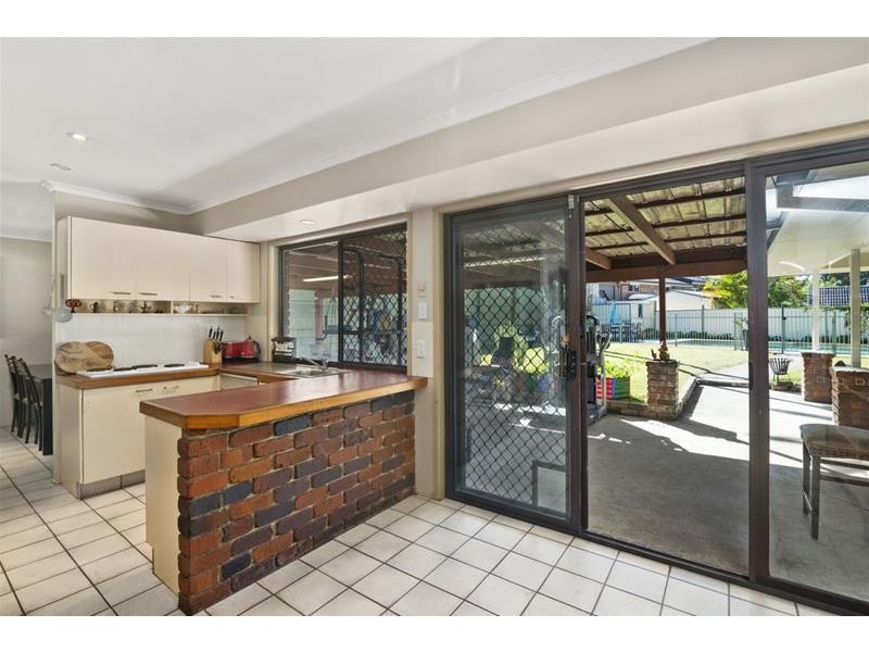 5 Glentrees Grove, Currumbin Waters QLD 4223