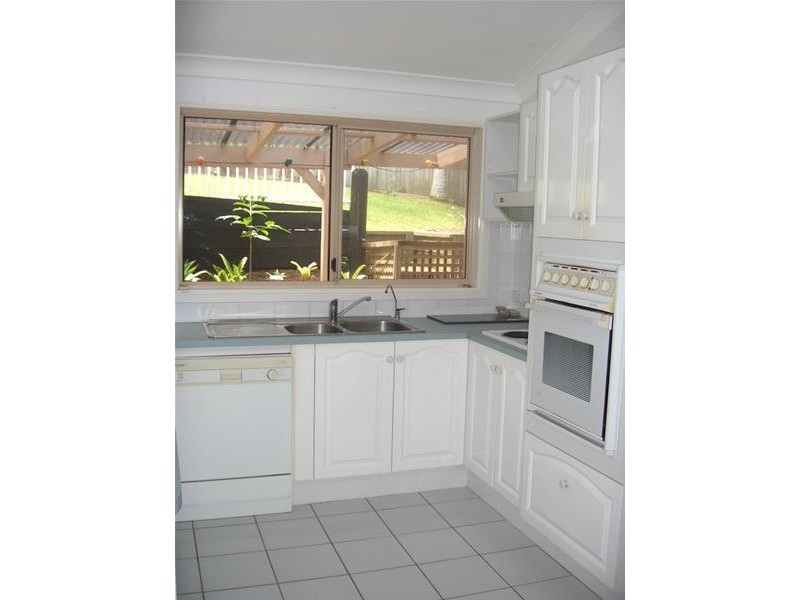 10 Dongara Close, Elanora QLD 4221